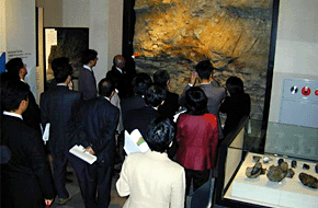 img/02-004